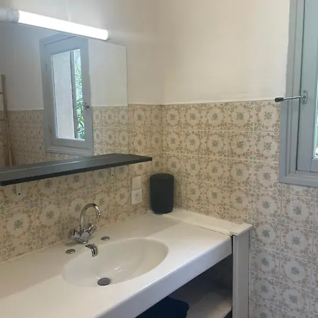 Holiday home Ondella Vue Et Piscine Privee *