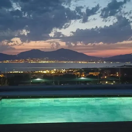 Ondella Vue Et Piscine Privee Holiday home *