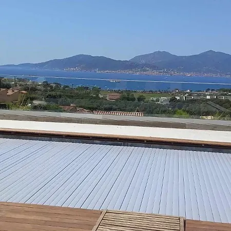 Holiday home Ondella Vue Et Piscine Privee *